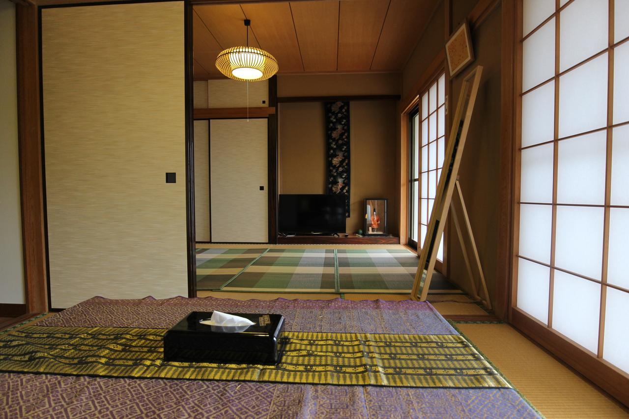 Atami Holiday Home Экстерьер фото