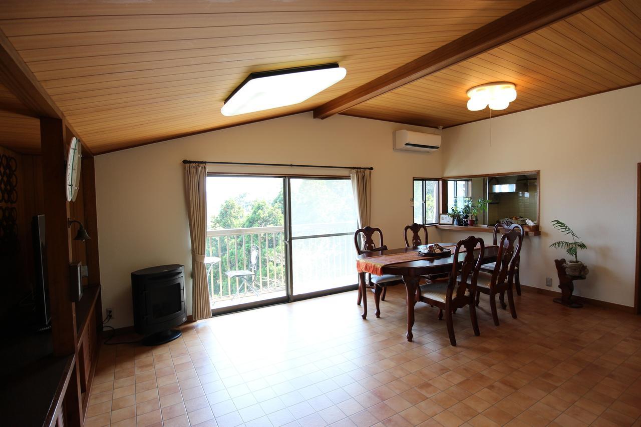 Atami Holiday Home Экстерьер фото